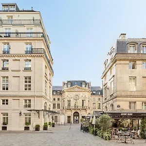 Grand Du Palais Royal Hotell