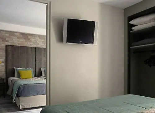 ***  פריז Hotel Michelet Odeon צרפת