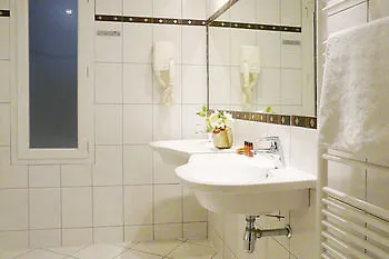 Hotel Michelet Odeon Paris 3*,